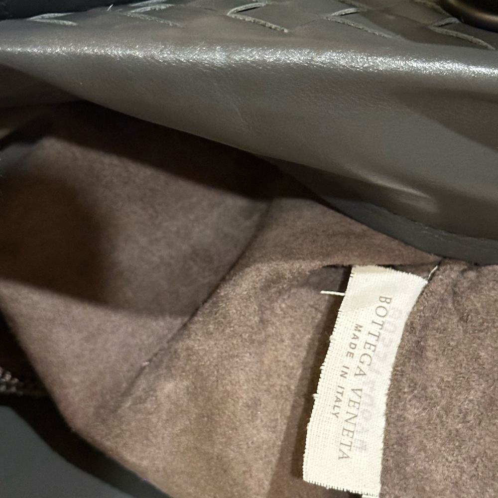 ๐ฅ BOTTEGA VENETA ROMA HANDBAG 2 WAY INTERECCIATO NAPPA LEATHER w/ Dust Bag - Picture 15 of 16